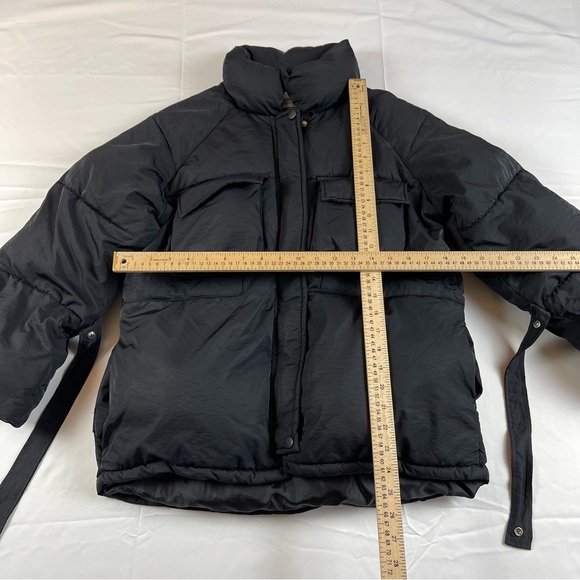 Womens Black Full zip Puffer Jacket Size: Medium “READ” - Picture 13 of 16